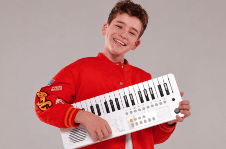 🇫🇷 Alec dévoile sa chanson “Comment tu vas ?” pour l’Eurovision Junior 2026